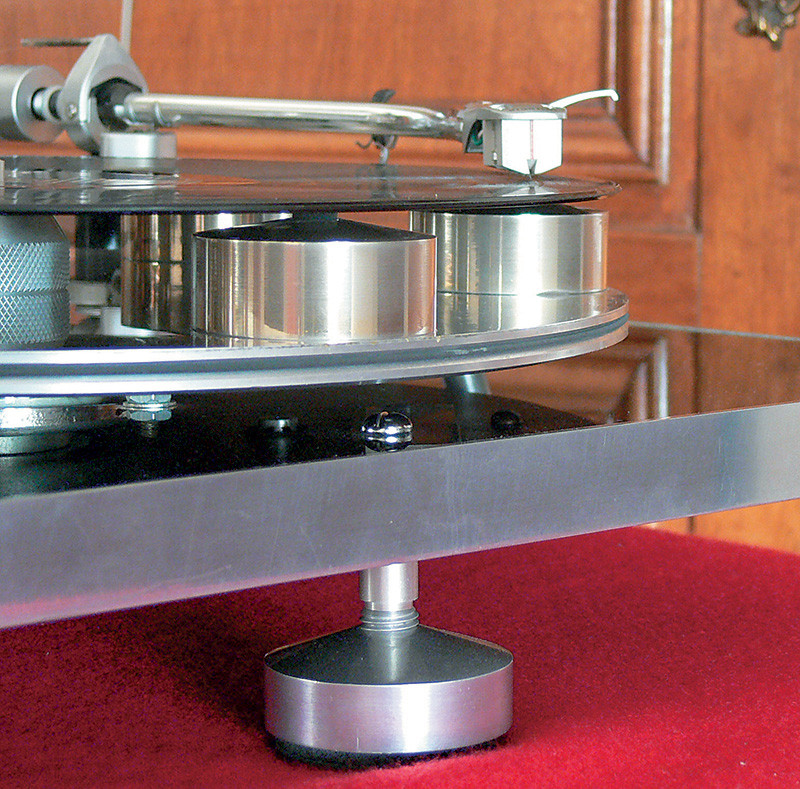 La Denon 103 S sul Transcriptors.